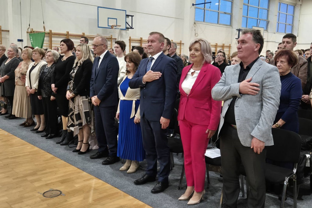 otb os trnovec (12) otb os trnovec (12)