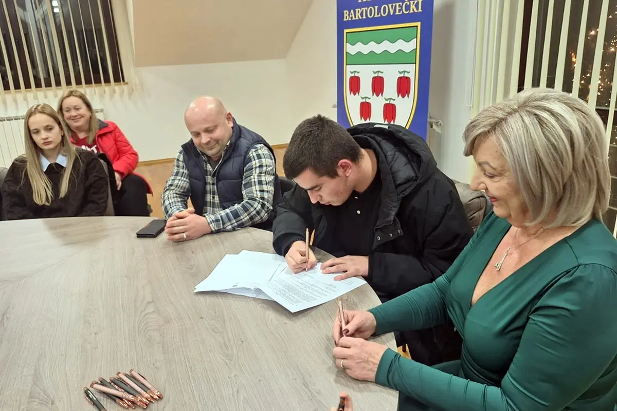 otb studentske stipendije (12) – trnovec otb studentske stipendije (12) – trnovec