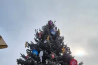 otb ukraseno drvce (8)