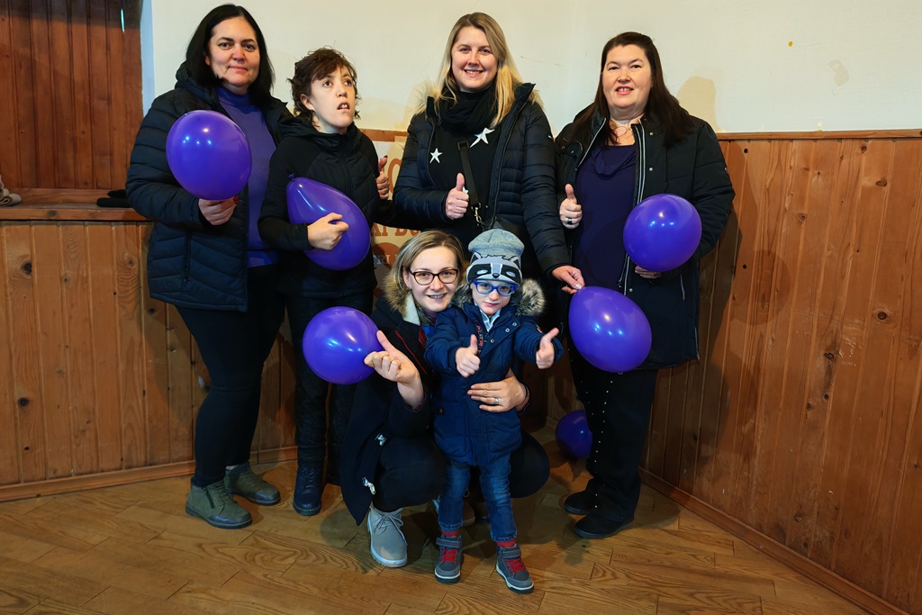 ovb dan palcica (2) ovb dan palcica (2)