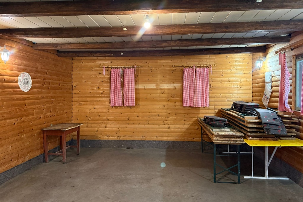 petkovečka hiža, ugovor (4) petkovečka hiža, ugovor (4)