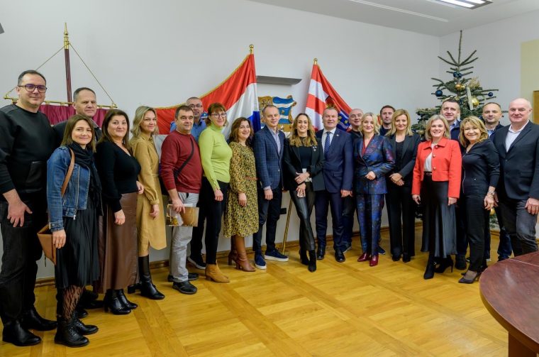 hrvatska udruga ravnatelja osnovnih škola hrvatska udruga ravnatelja osnovnih škola