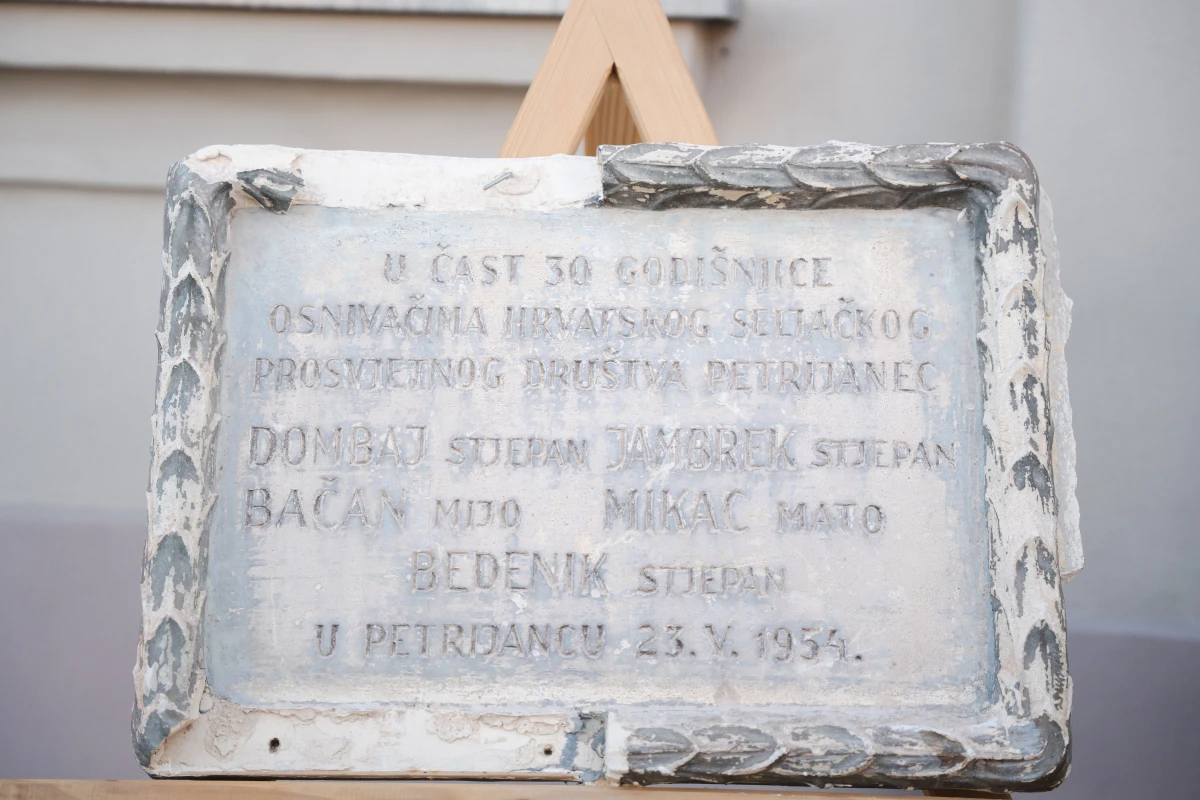 petrijanec zoran milanovic zeljko posavec – opcina p 04 petrijanec zoran milanovic zeljko posavec – opcina p 04