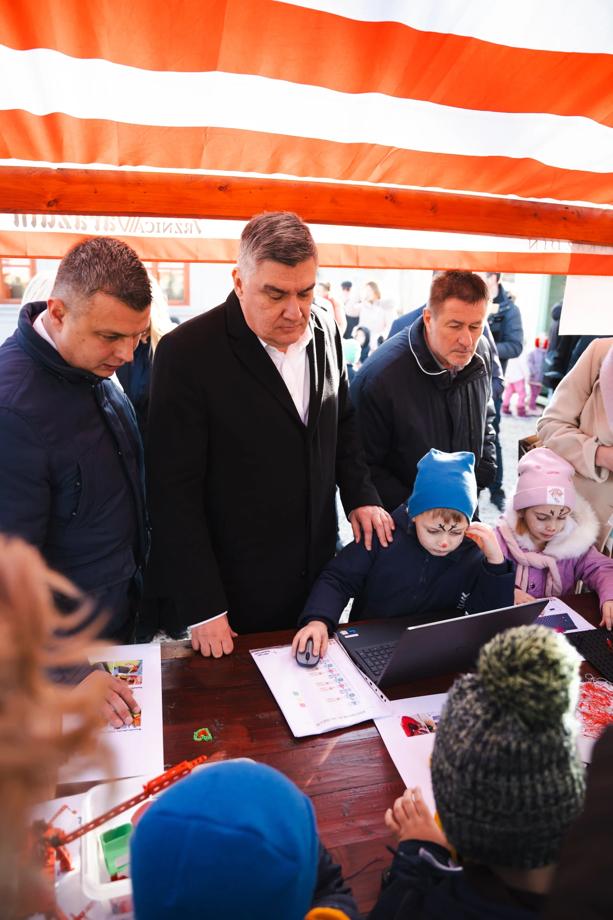 petrijanec zoran milanovic zeljko posavec – opcina p 33 petrijanec zoran milanovic zeljko posavec – opcina p 33