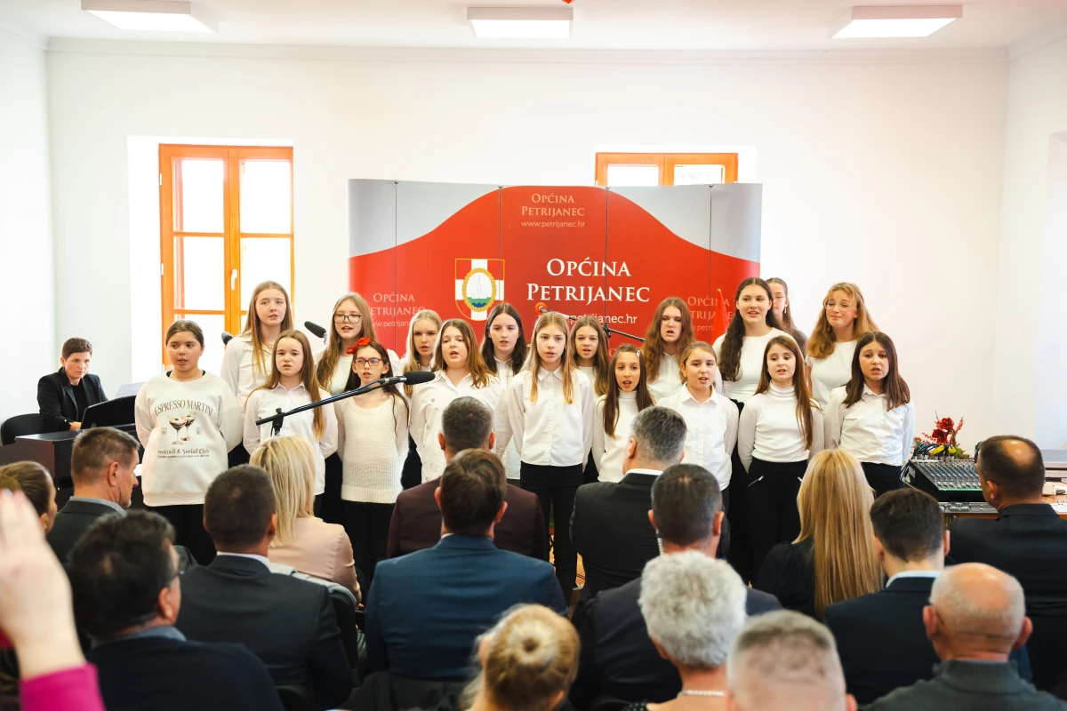 petrijanec zoran milanovic zeljko posavec – opcina p 58 petrijanec zoran milanovic zeljko posavec – opcina p 58