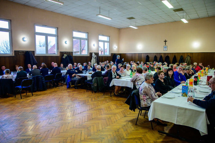 petrijanec30godinaudrugeumirovljenika-20-2825-20of_67c35ee33a74f_860xr