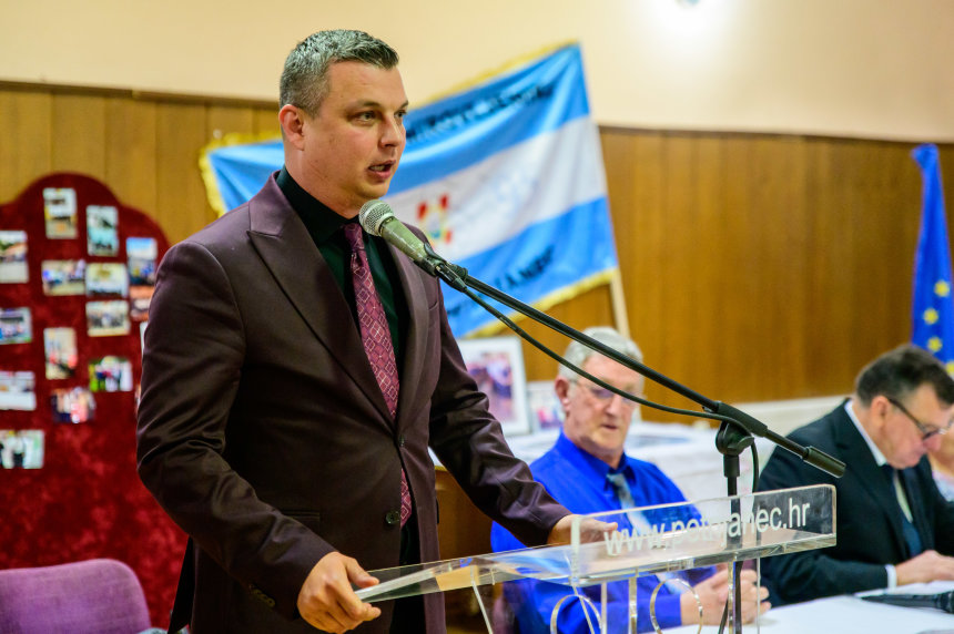 petrijanec30godinaudrugeumirovljenika-20-2831-20of_67c35e41b1fd8_860xr