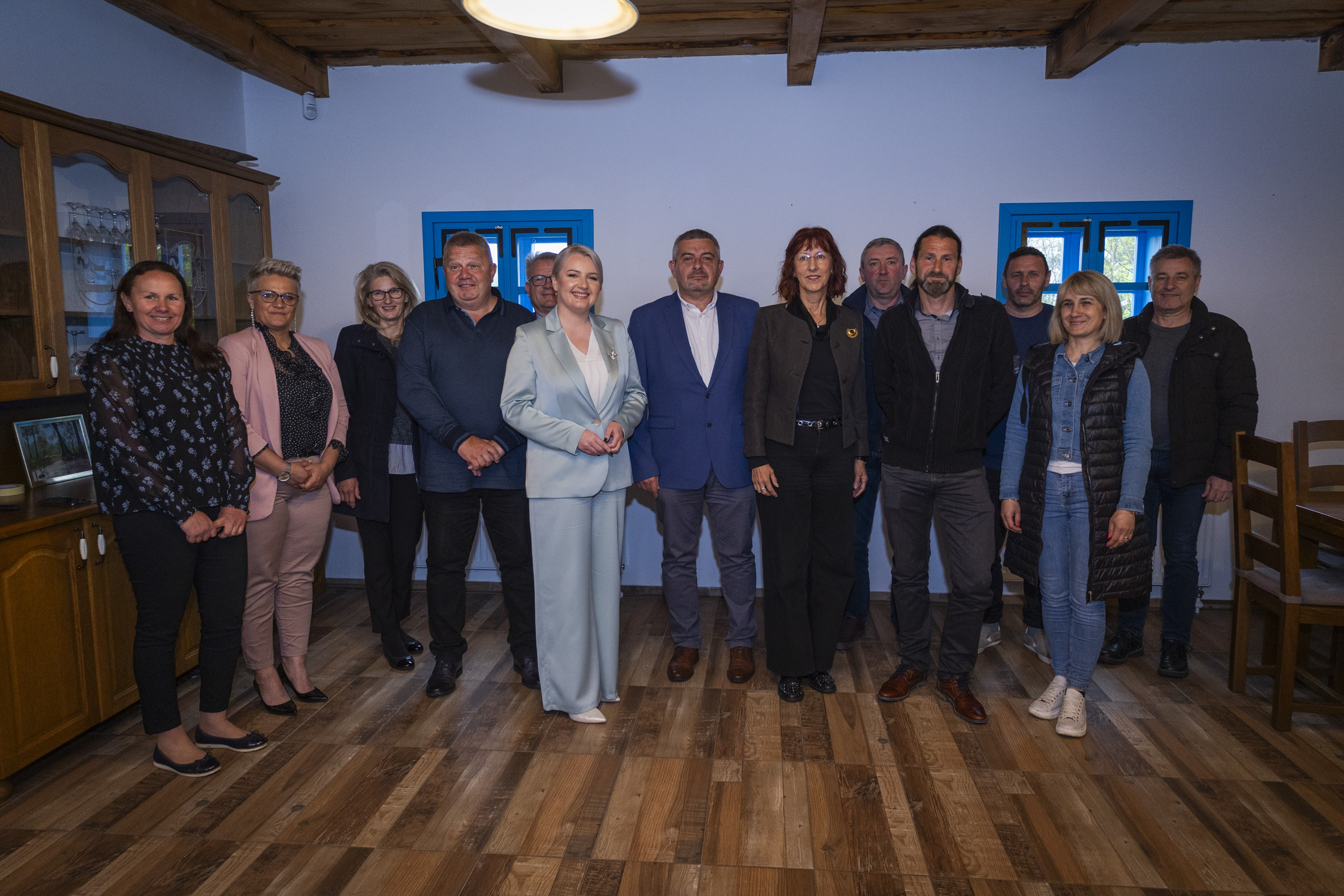 poljoprivrednici (3) poljoprivrednici (3)