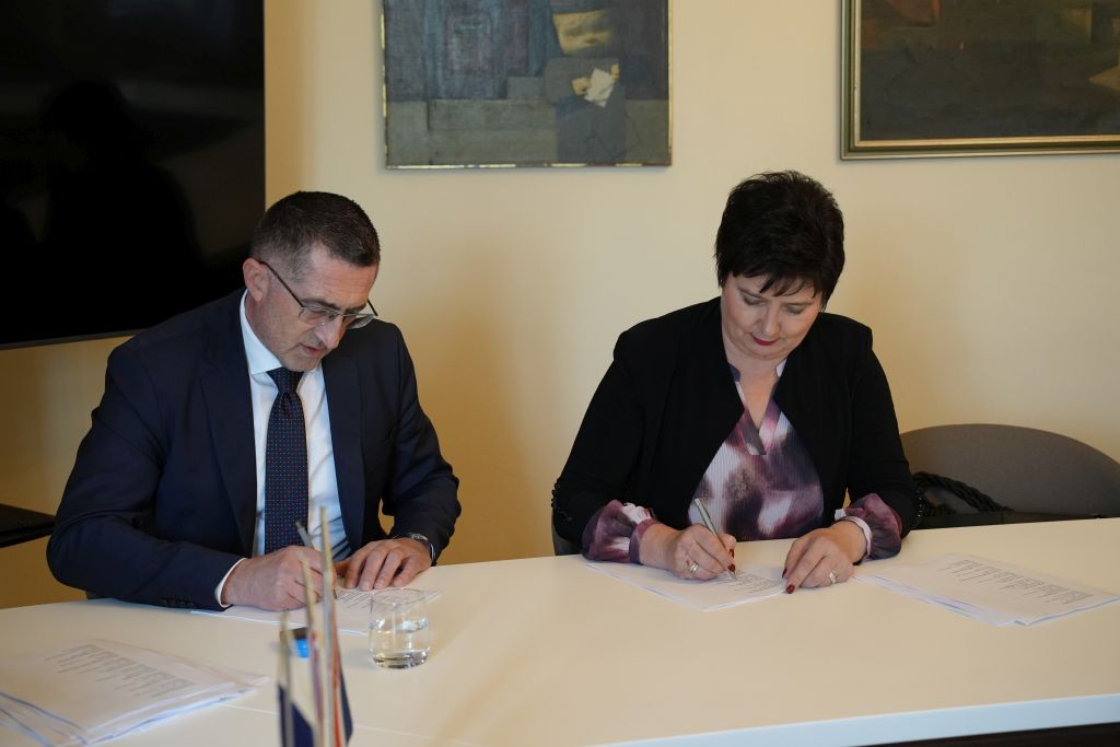 potpisivanje sporazuma_3