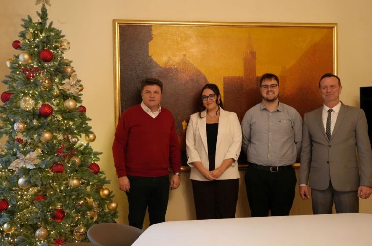 prijemnaslovna _ema i matija