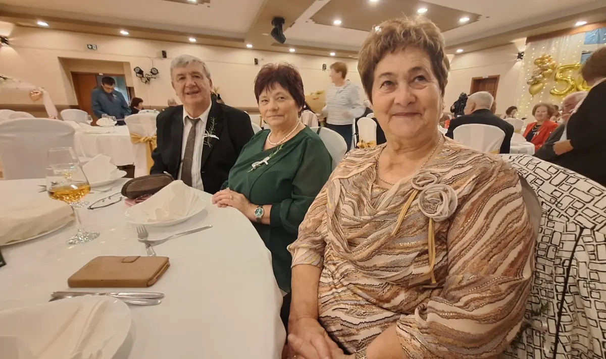 proslava_zlatni_dijamantni_pir_umirovljenici_2025 (27) proslava_zlatni_dijamantni_pir_umirovljenici_2025 (27)