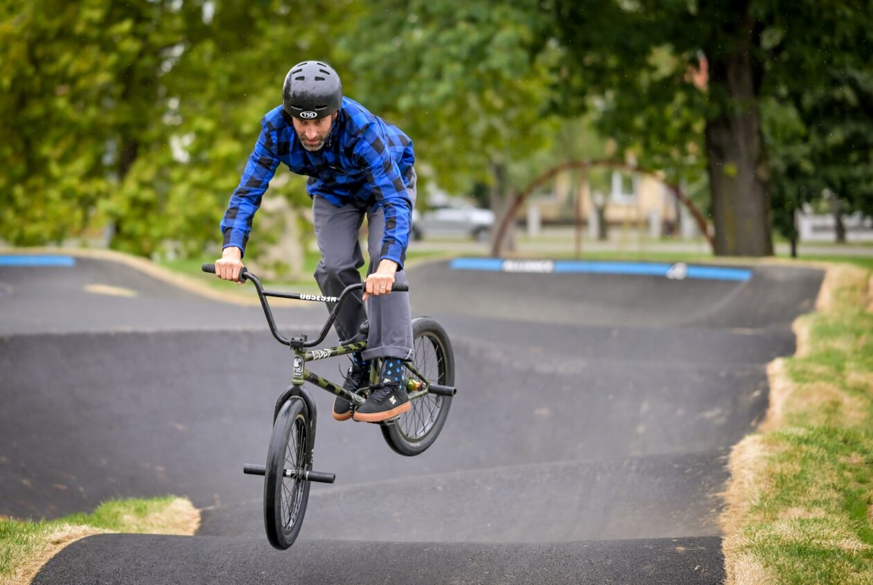 pumptrack poligon park mladih grad varazdin (7) pumptrack poligon park mladih grad varazdin (7)