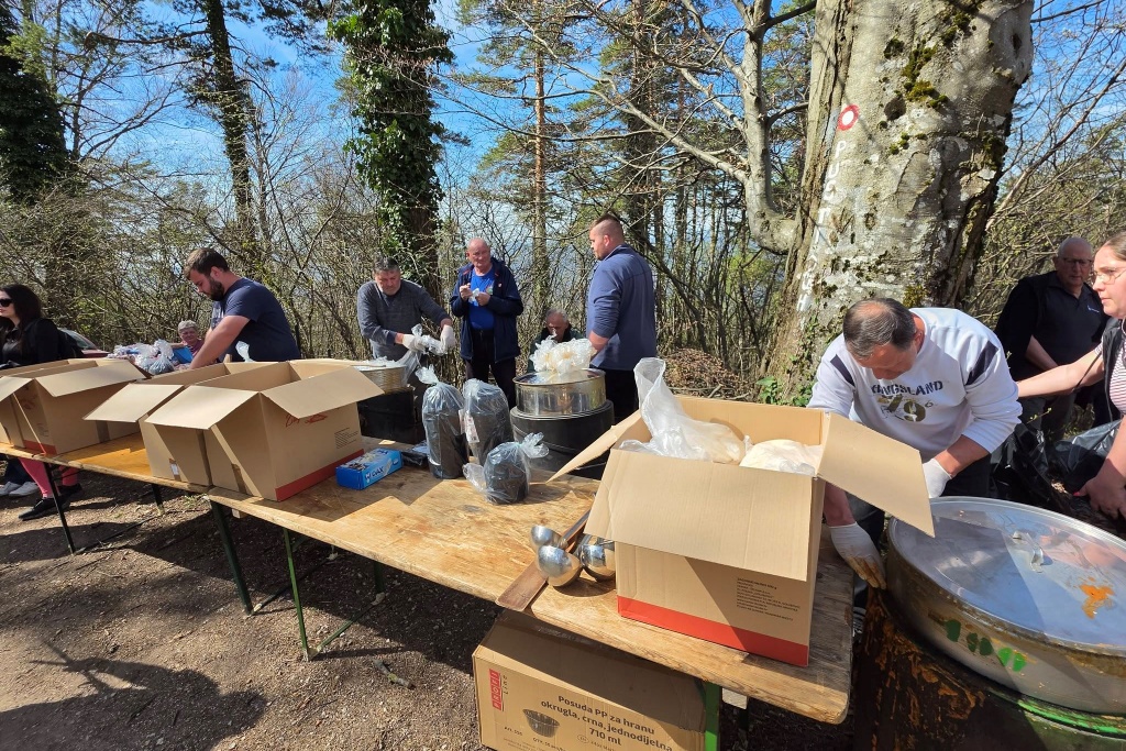 ravna gora, bednja, uskrsni ponedjeljak (4) ravna gora, bednja, uskrsni ponedjeljak (4)