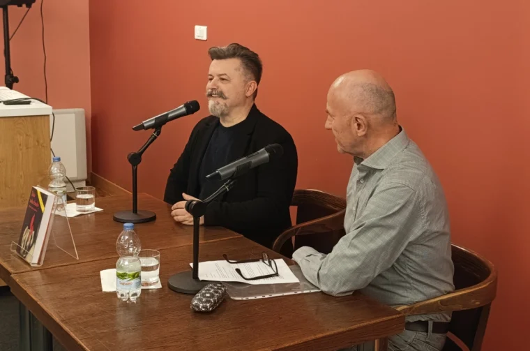 robert medjurecan tomislav ribic – gradska knjiznica 05