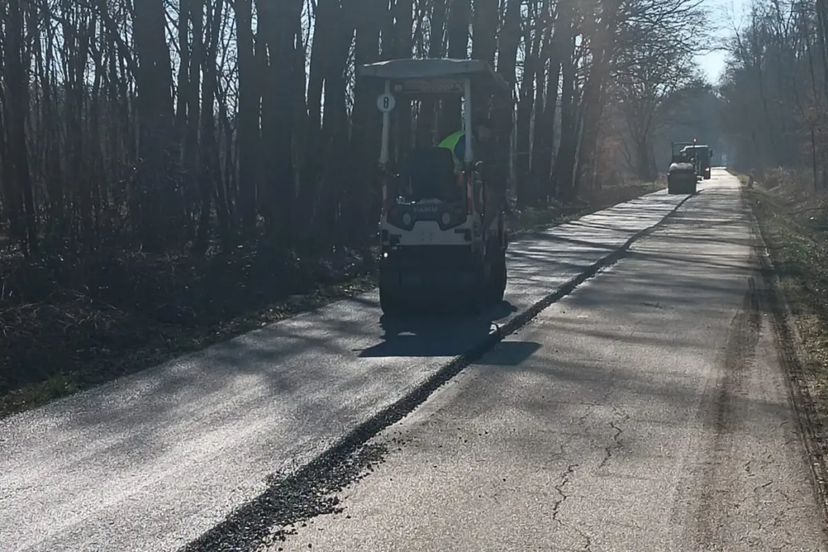 sanacija ceste, mali bukovec (1) sanacija ceste, mali bukovec (1)