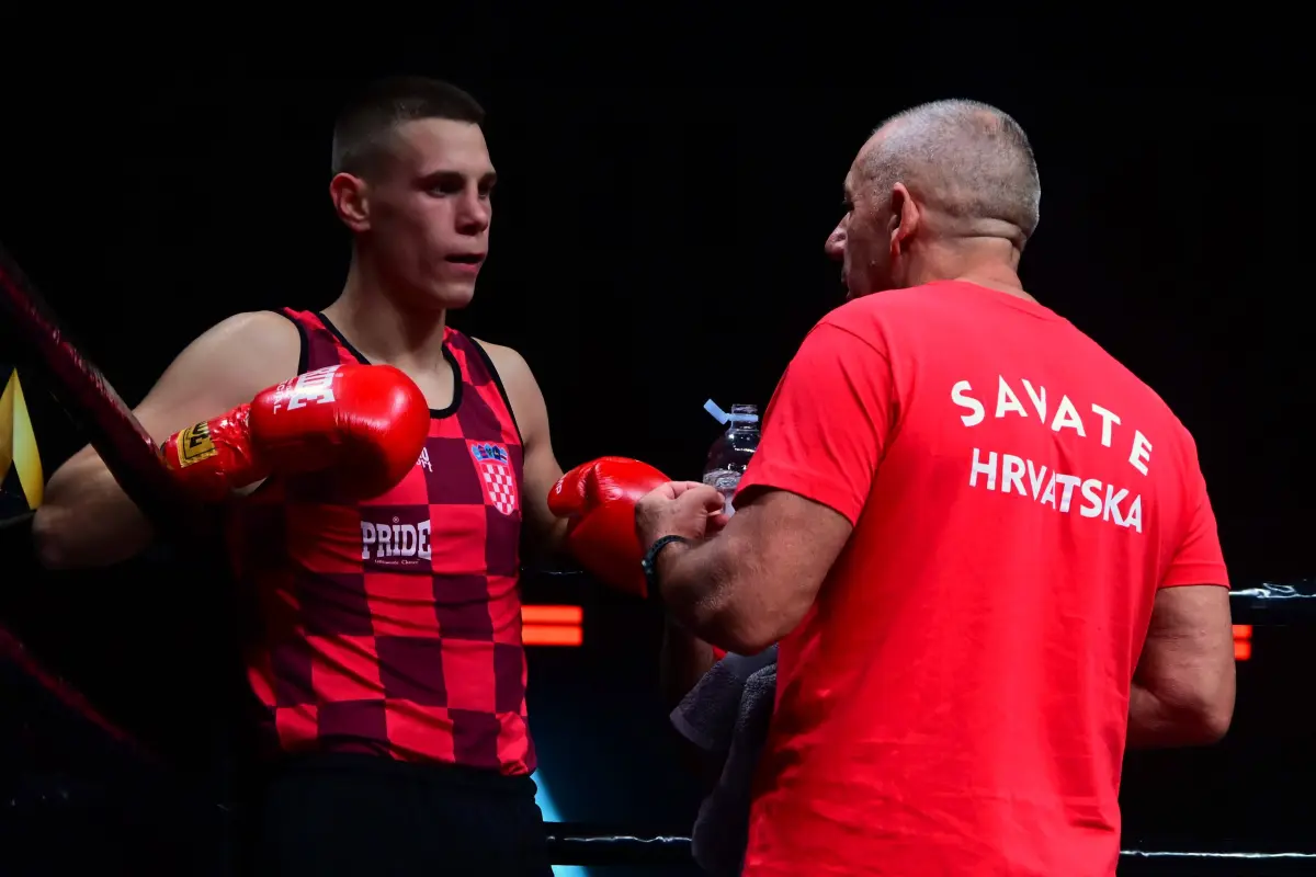 savate omega 03 savate omega 03