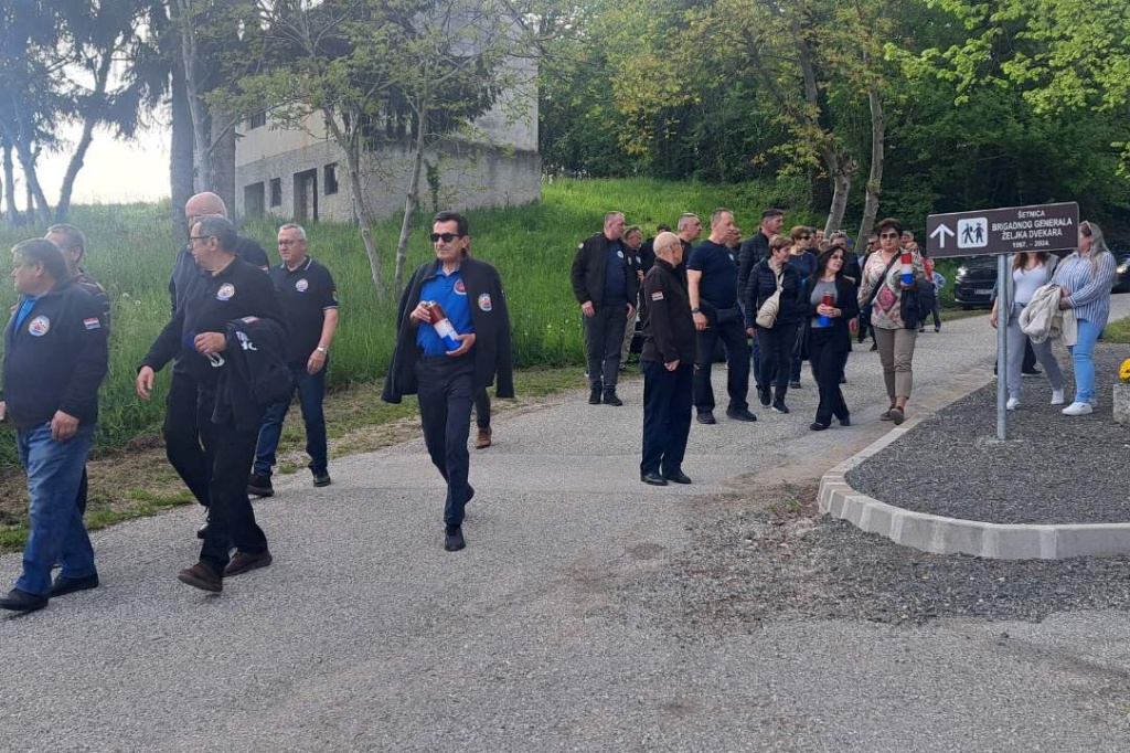 šetnja za generala Dvekara (4)