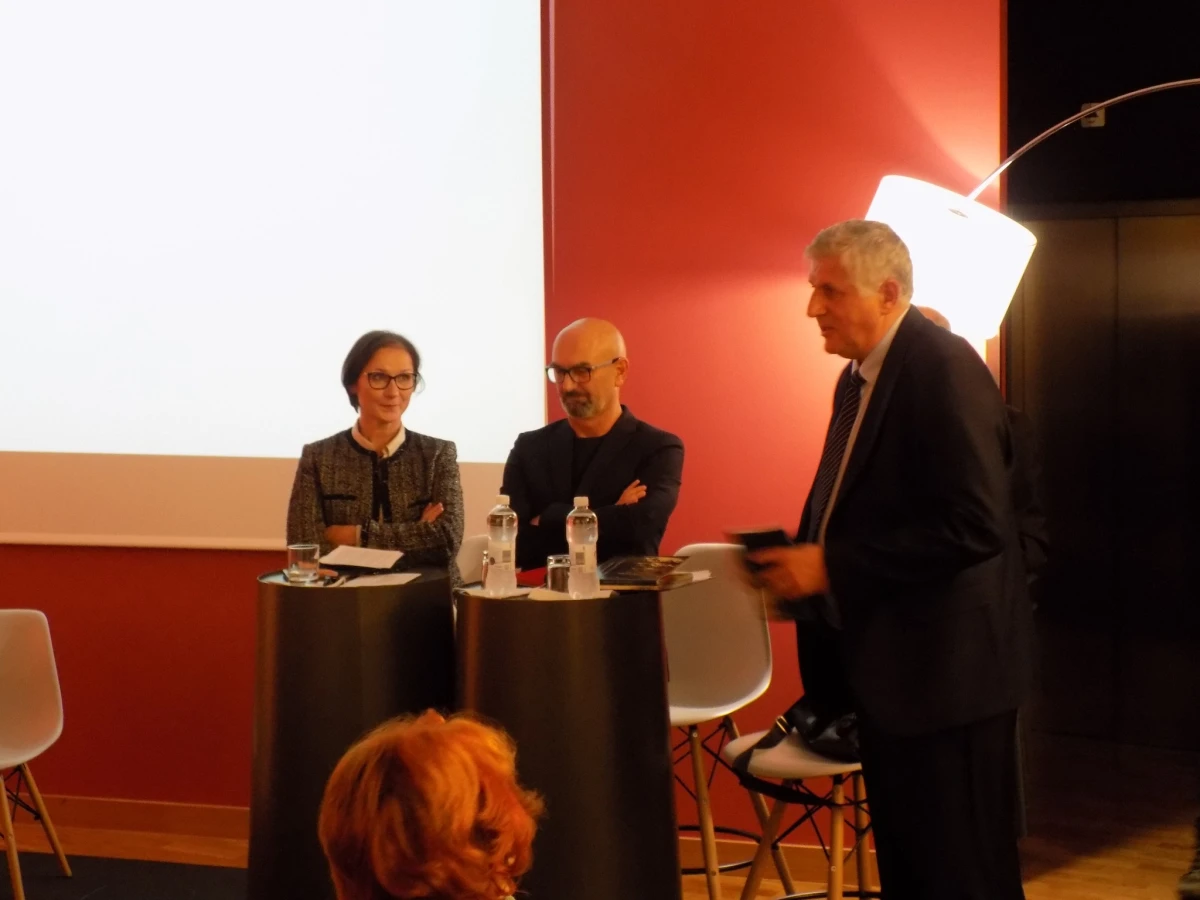 sinisa kolaric – foto gradska knjiznica 01