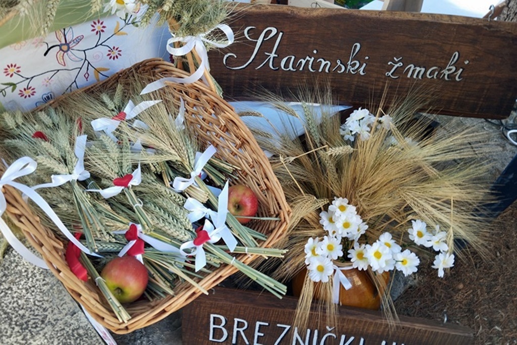 starinski zmaki (9) starinski zmaki (9)