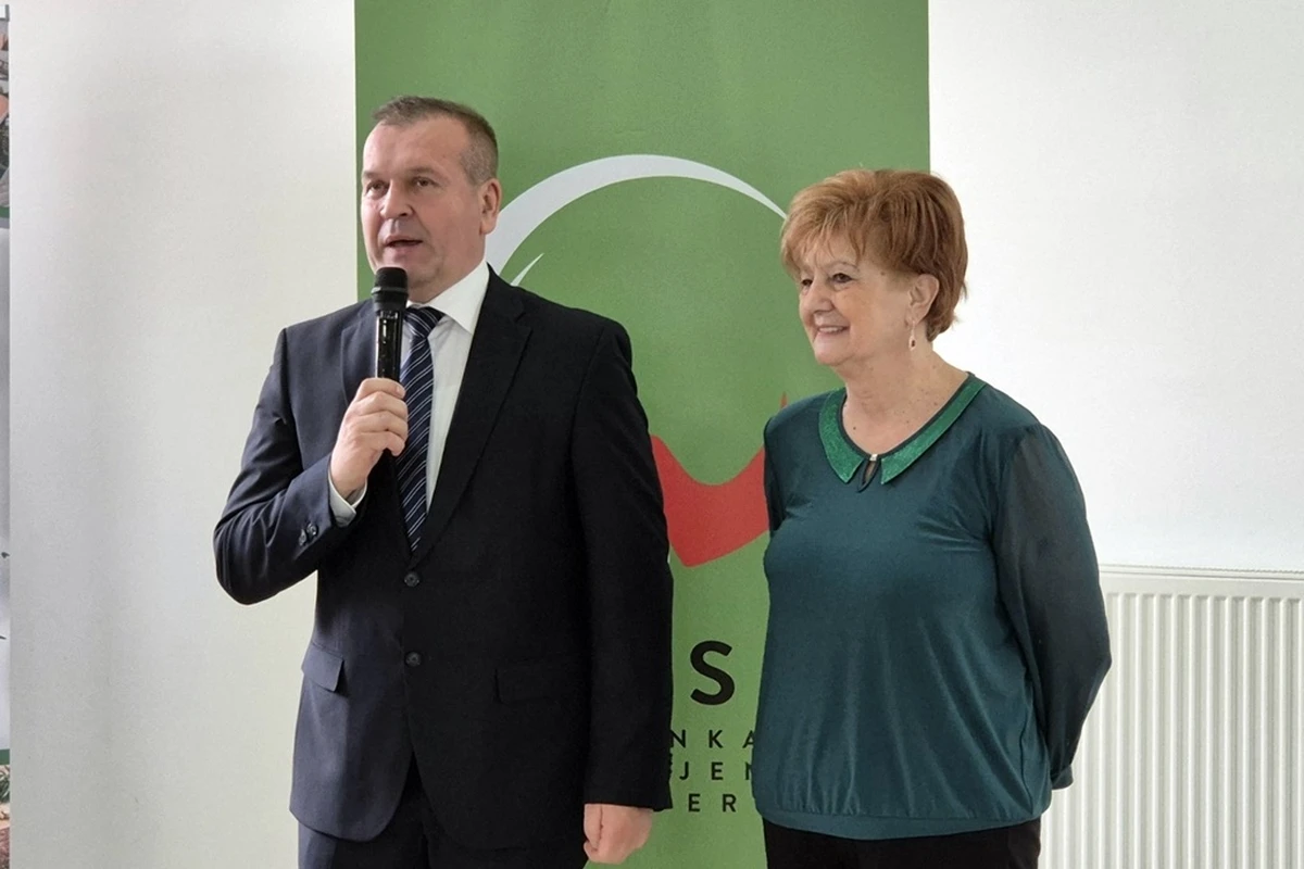 stranka umirovljenika sjever sus jadranka bahlen 12