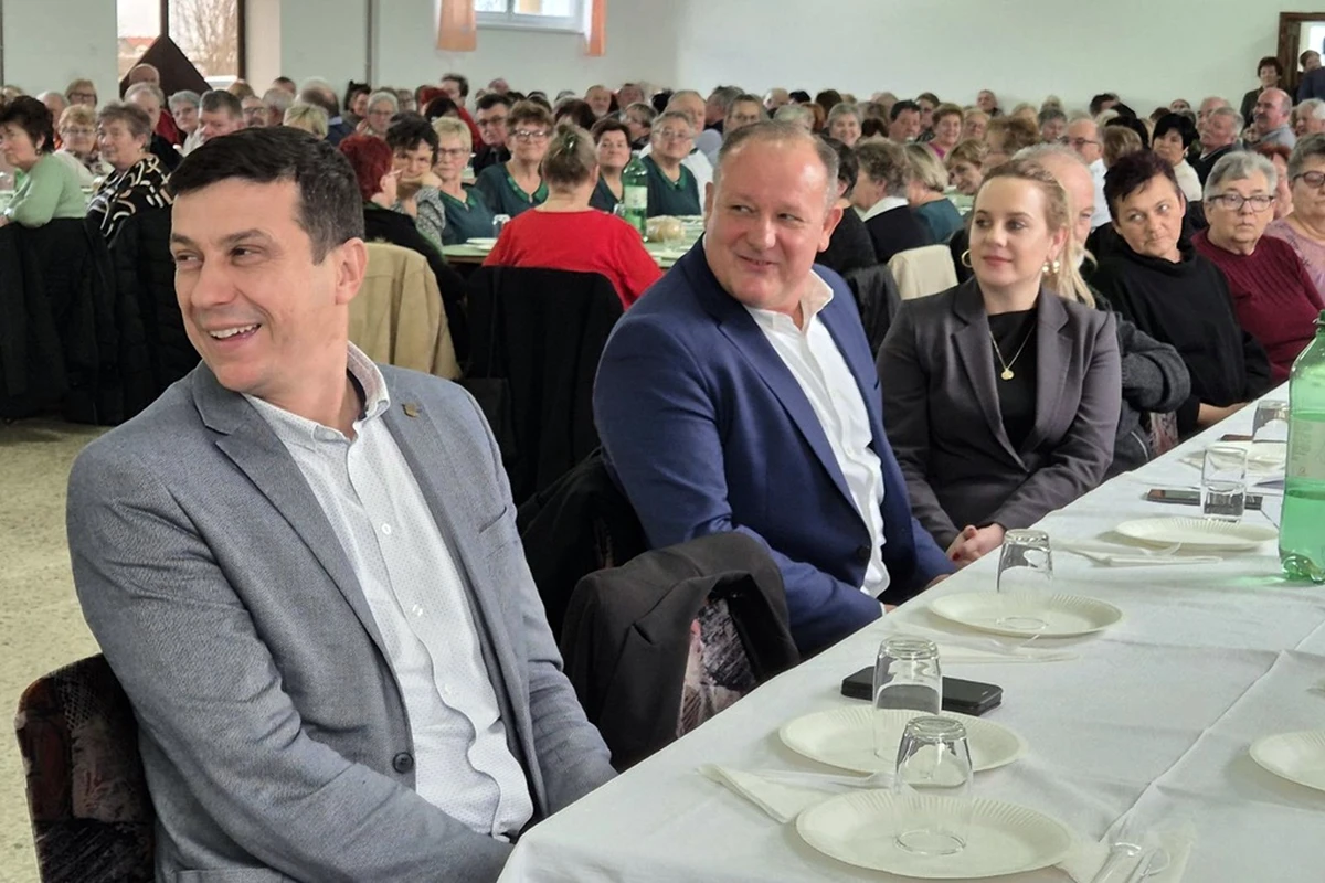 stranka umirovljenika sjever sus jadranka bahlen 16