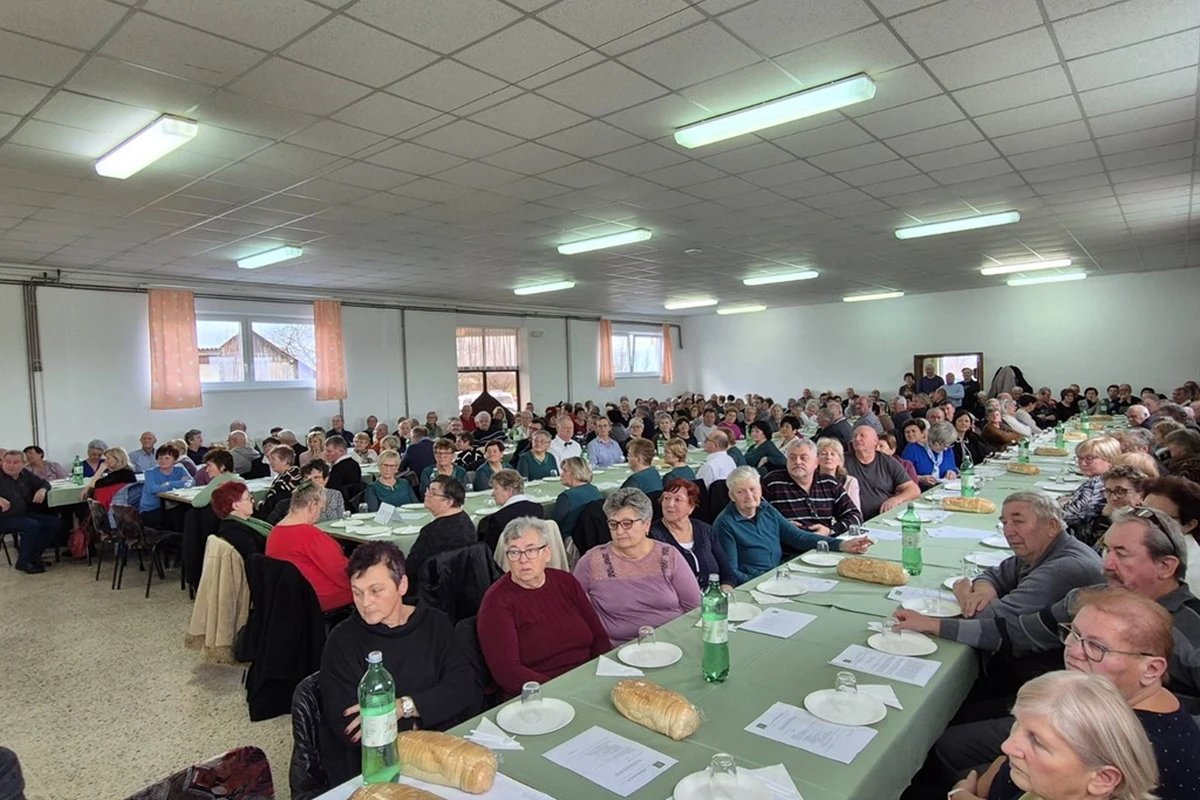 stranka umirovljenika sjever sus jadranka bahlen 17