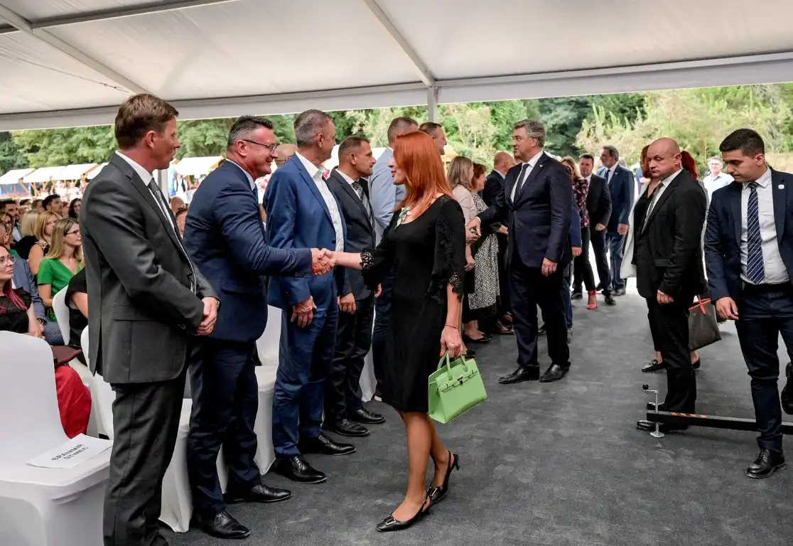 svecana_sjednica_arboretum_opeka_2024 (11) svecana_sjednica_arboretum_opeka_2024 (11)