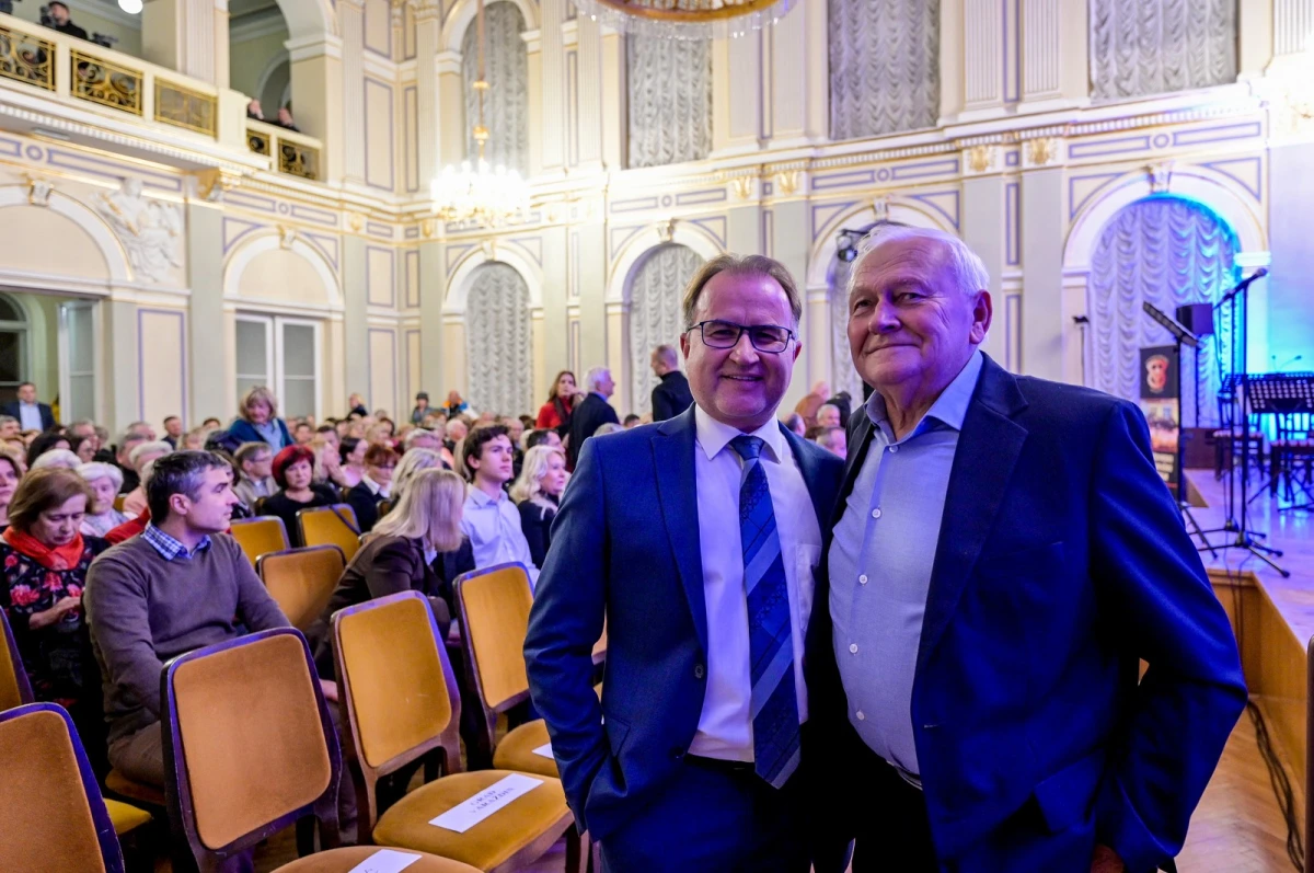 tamburaski orkestar bobic enjingi vinska simfonija – koncertni ured vz 02 tamburaski orkestar bobic enjingi vinska simfonija – koncertni ured vz 02