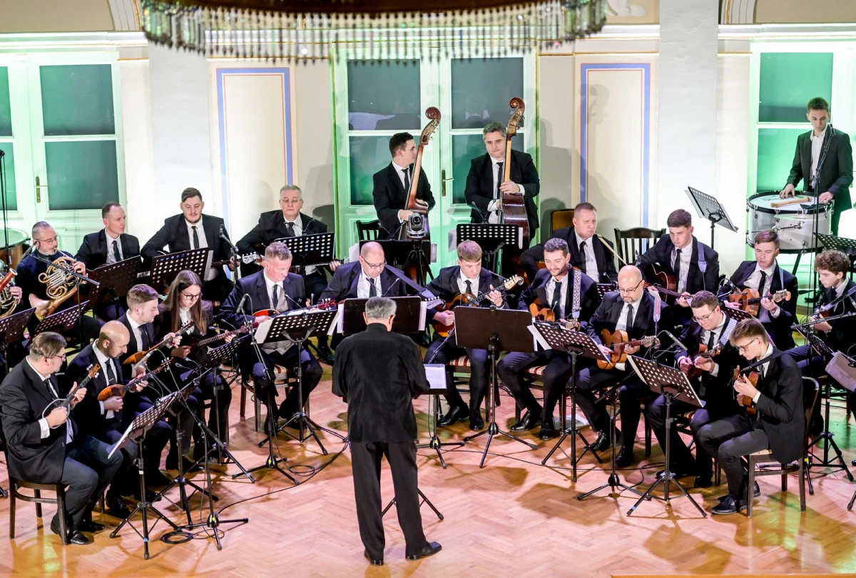 tamburaski orkestar bobic enjingi vinska simfonija – koncertni ured vz 05 tamburaski orkestar bobic enjingi vinska simfonija – koncertni ured vz 05