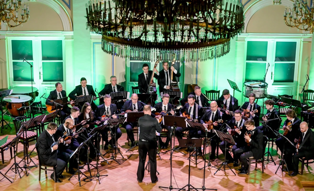 tamburaski orkestar bobic enjingi vinska simfonija – koncertni ured vz 25 tamburaski orkestar bobic enjingi vinska simfonija – koncertni ured vz 25