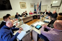 toplice-gradsko vijece-gvt (1) toplice-gradsko vijece-gvt (1)