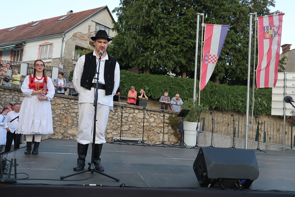 toplicka folklorijada (10) toplicka folklorijada (10)