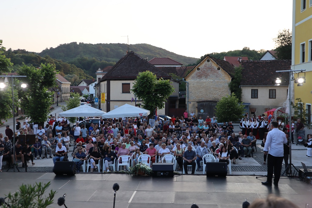 toplicka folklorijada (11) toplicka folklorijada (11)