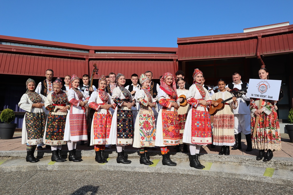 toplicka folklorijada (2) toplicka folklorijada (2)