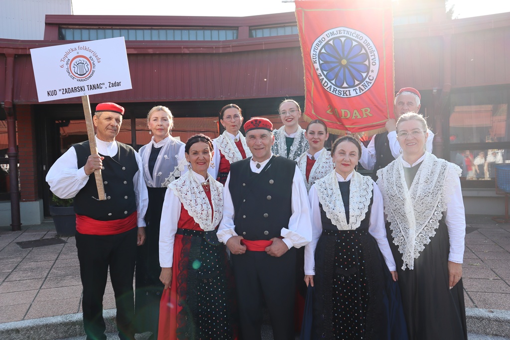 toplicka folklorijada (3) toplicka folklorijada (3)