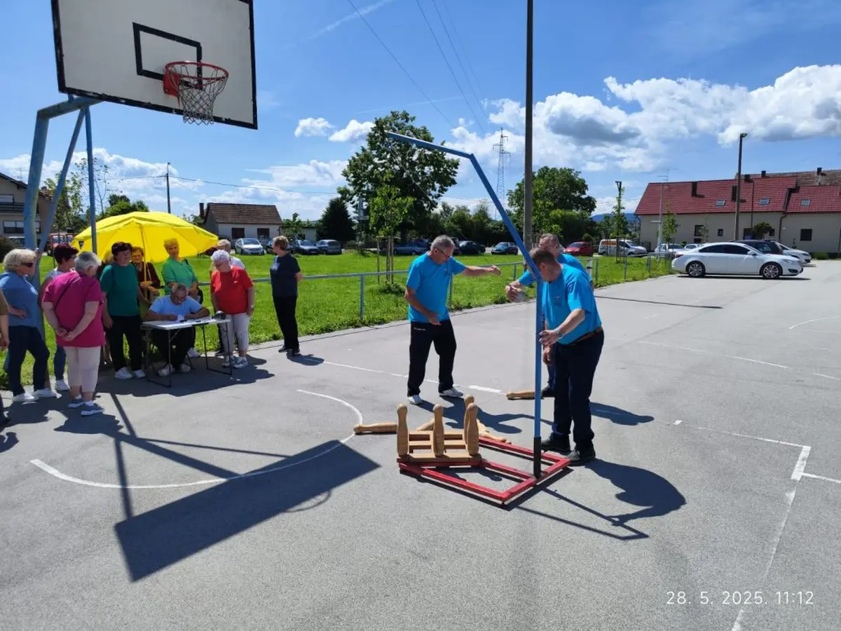 umirovljenici – grad vz 02