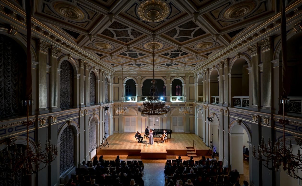 unnamed (10) unnamed (10)