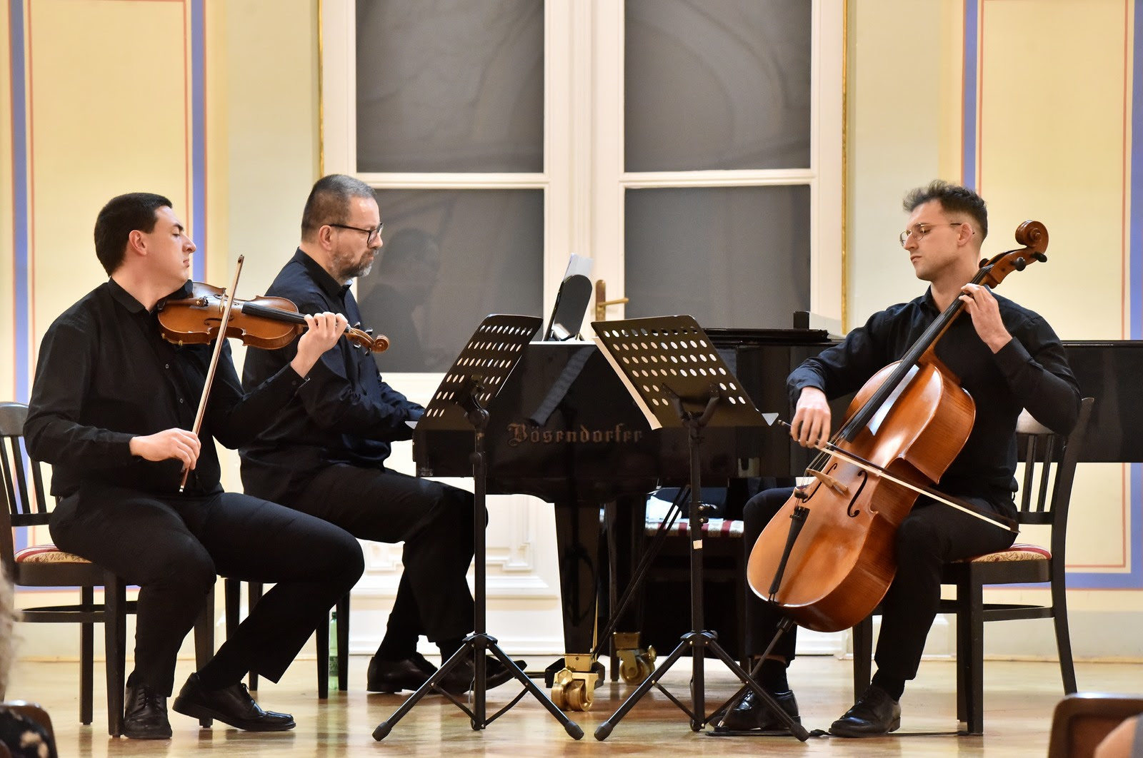 unnamed (15) unnamed (15)