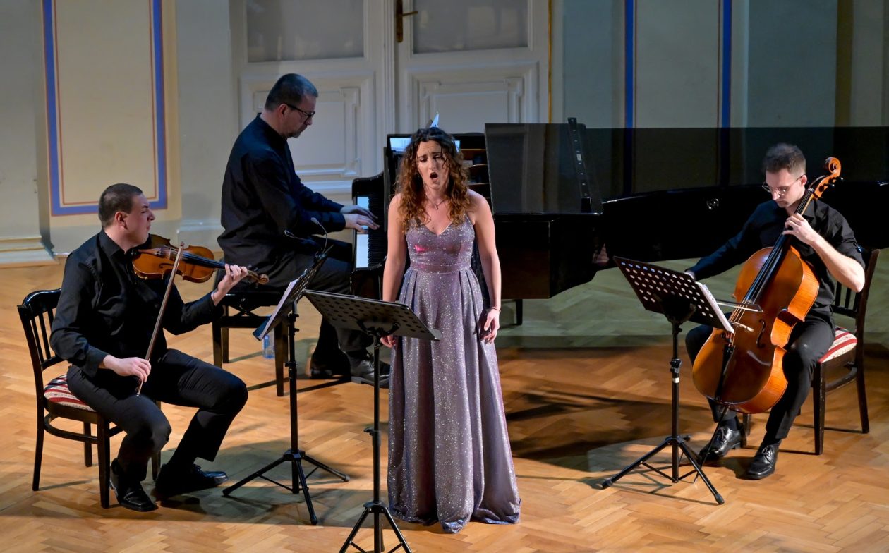 unnamed (5) unnamed (5)