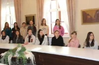 ursuline zvjezdice – grad vz 04