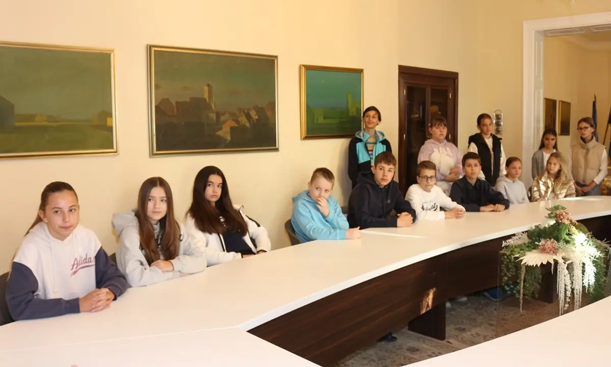 ursuline zvjezdice – grad vz 15