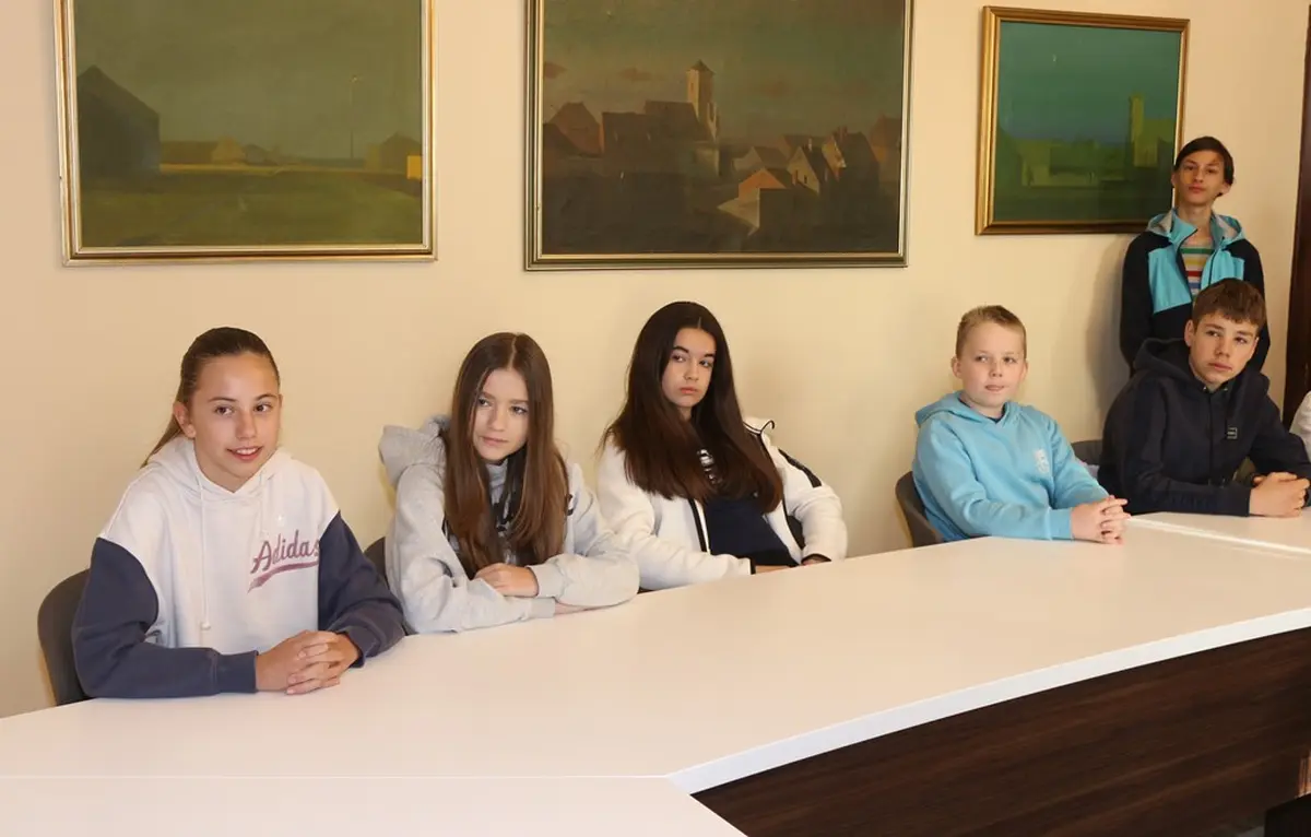 ursuline zvjezdice – grad vz 16