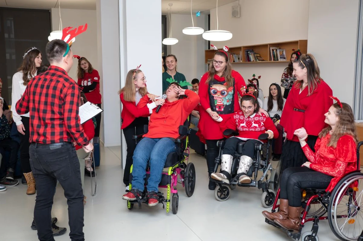 uz tebe sam bozicna priredba – grad vz 04