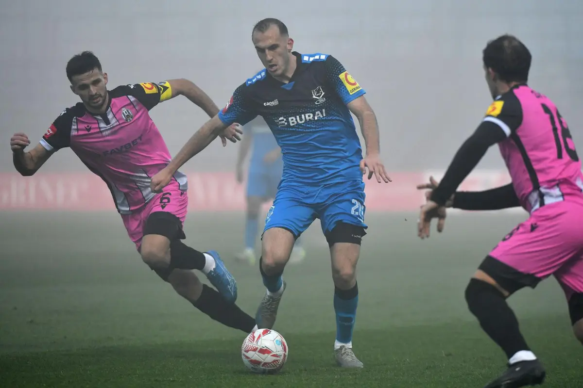 varazdin lokomotiva – vjeran zganec rogulja PXL_071225_143109234 varazdin lokomotiva – vjeran zganec rogulja PXL_071225_143109234