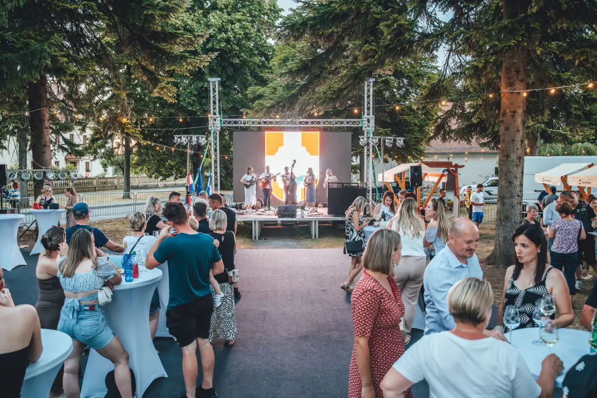 vinski trg 2025 – opcina petrijanec 08