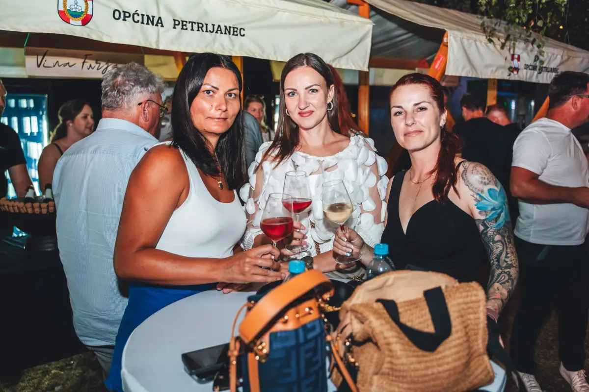 vinski trg 2025 – opcina petrijanec 23