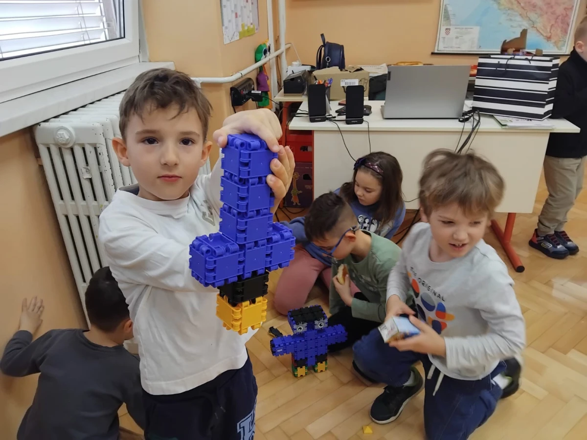 vrtic kozarceva prva osnovna – brzi mediji 06