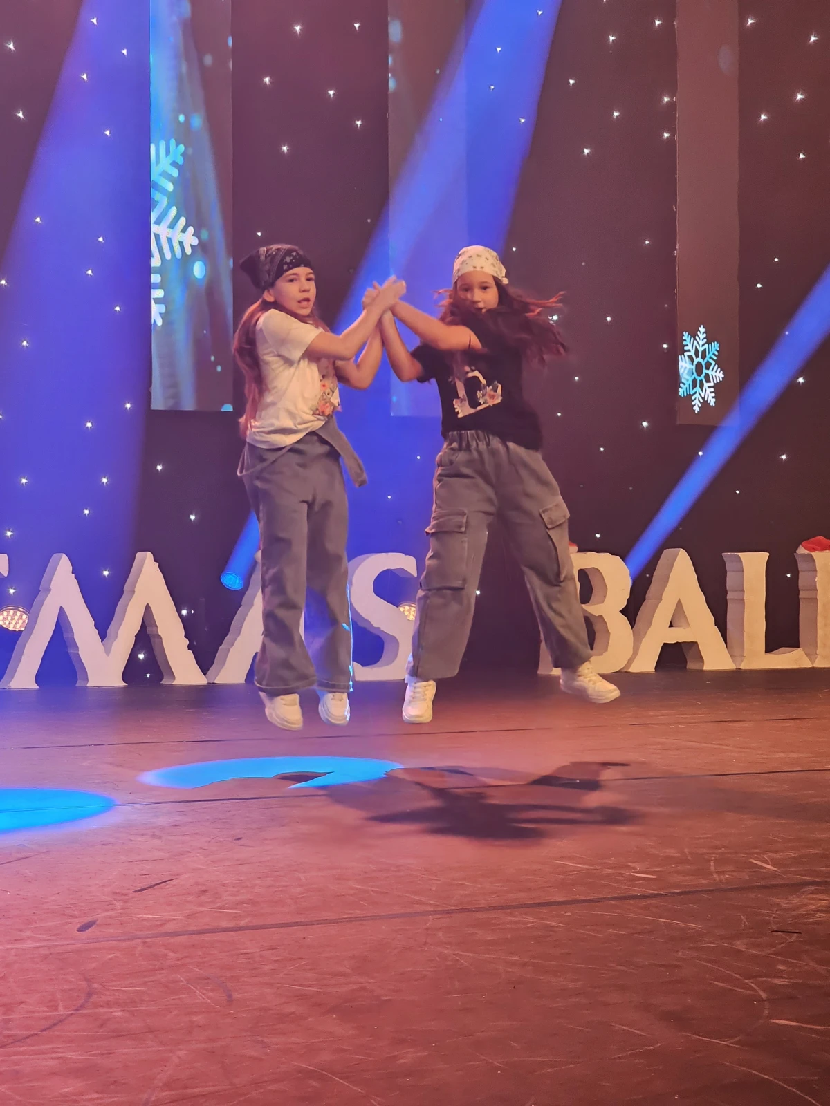 zagreb christmas ball 2024 – pk feel 16 zagreb christmas ball 2024 – pk feel 16