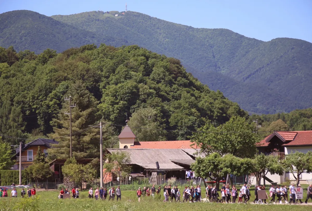 zeljeznica prosvjed – denis vlasic 18 zeljeznica prosvjed – denis vlasic 18