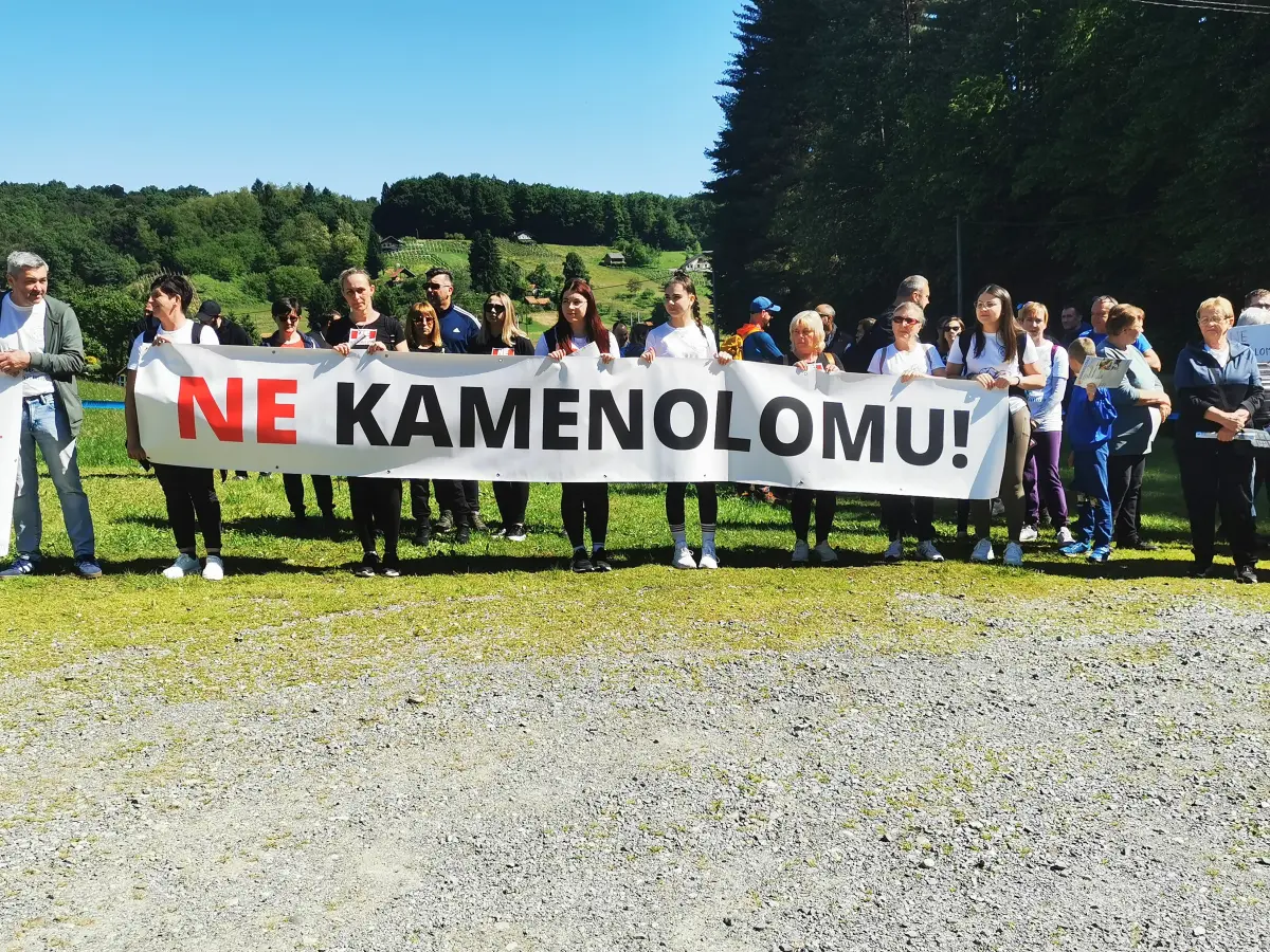 zeljeznica prosvjed – goran stimec 09 zeljeznica prosvjed – goran stimec 09